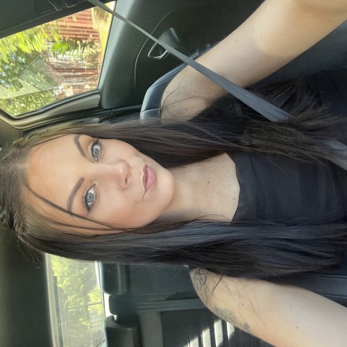 Amber R.