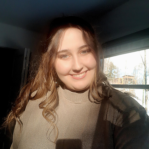 MarieLous L. profile photo