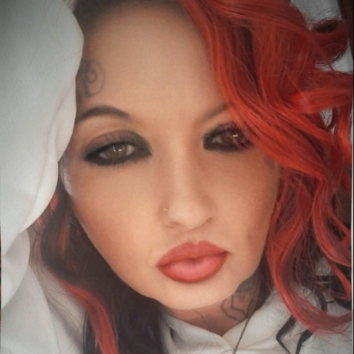 Queen B. profile photo