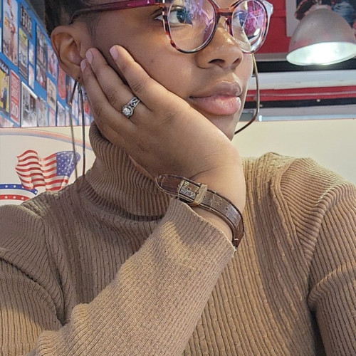 Nomsa L.