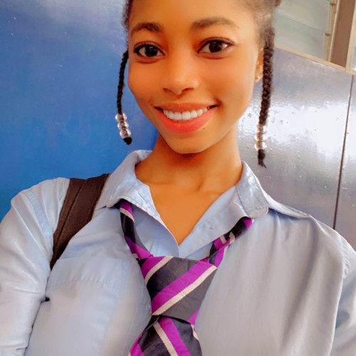 Vivian  E. profile photo