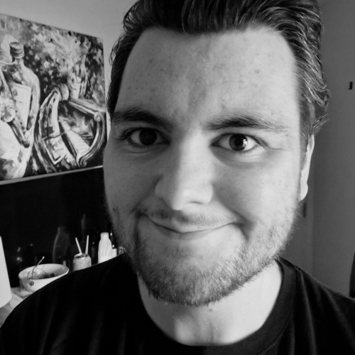  Si  . profile photo