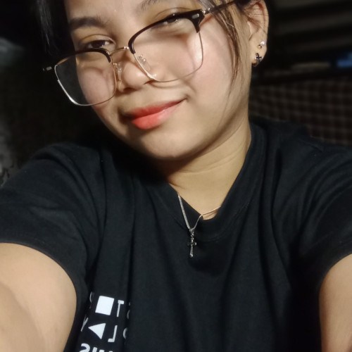 Lora R. profile photo