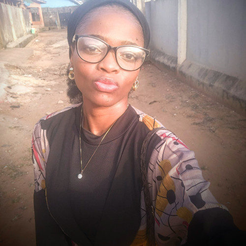 Iyanu O. profile photo