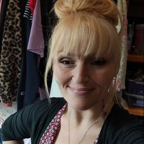 Nicole b. profile photo