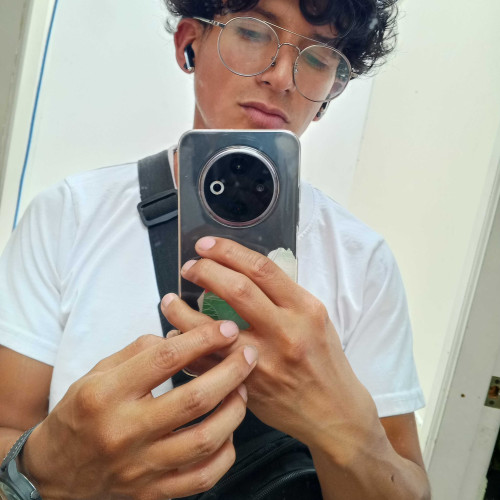 Sebastian R. profile photo