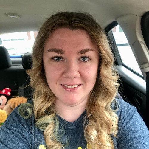 Angel  R. profile photo