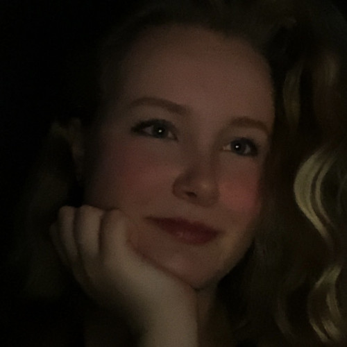 Neele H.