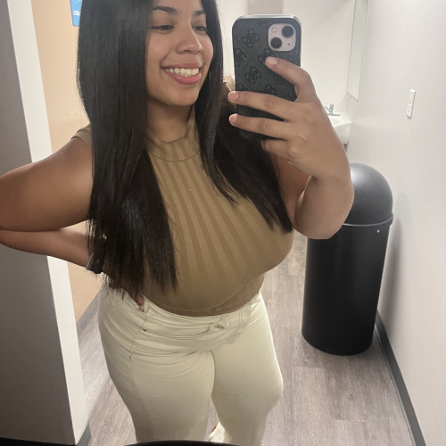 victoria V. profile photo
