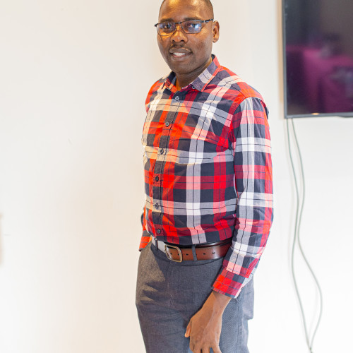 Leonard N. profile photo
