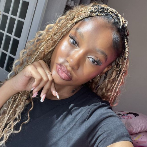 ERINAH I. profile photo