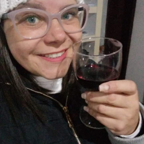 Luana F. profile photo