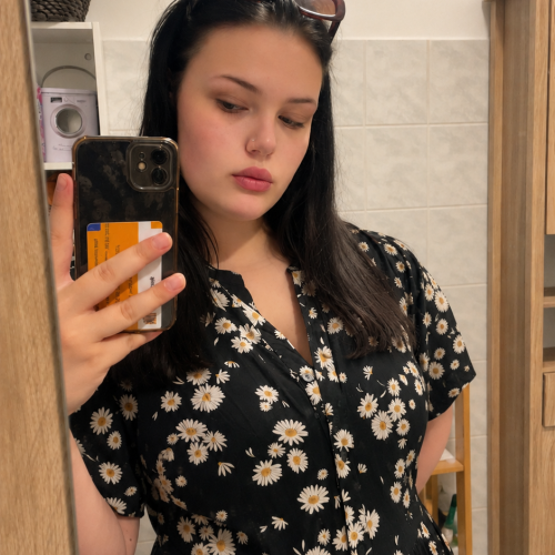 Mia W. profile photo