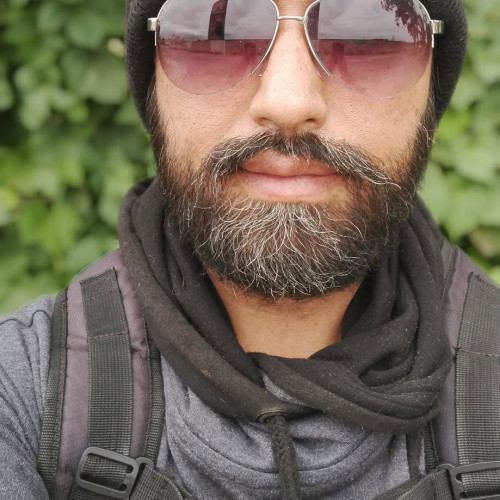 ROBERTO M. profile photo