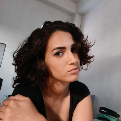 Dayana M.