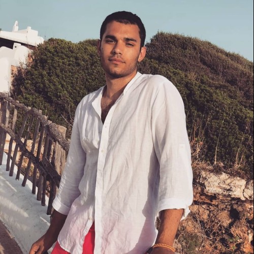 Alvaro G.
