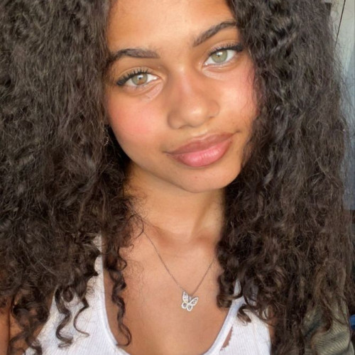 Ilana G.
