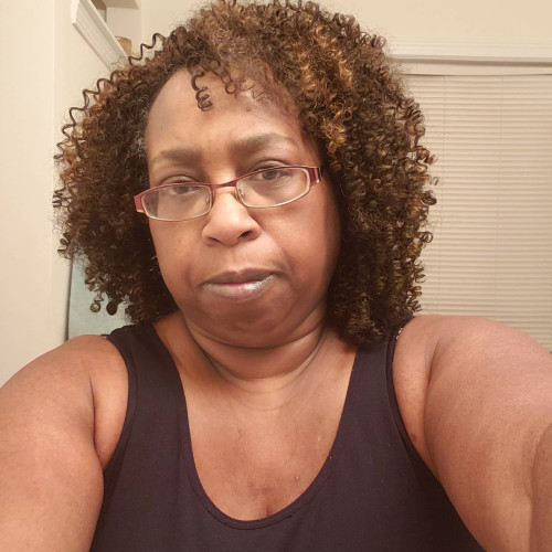 Vicki M. profile photo