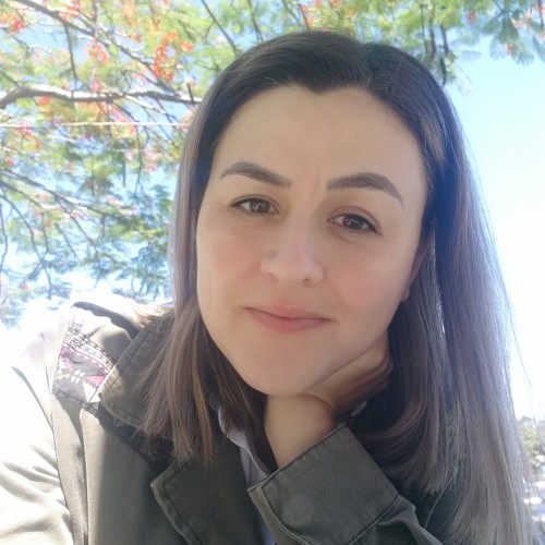 Laura Á.