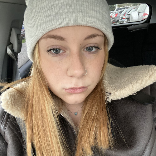 Ali B.