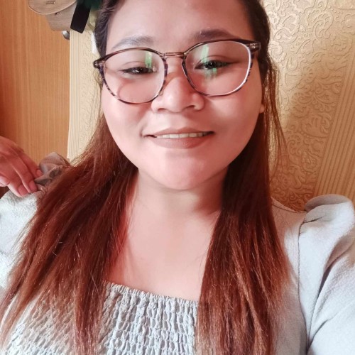 Roselyn D.