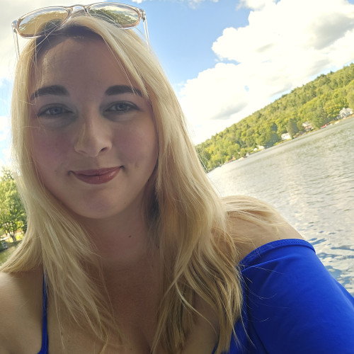 Mackenzie C. profile photo