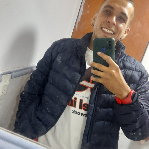 Esteban R. profile photo