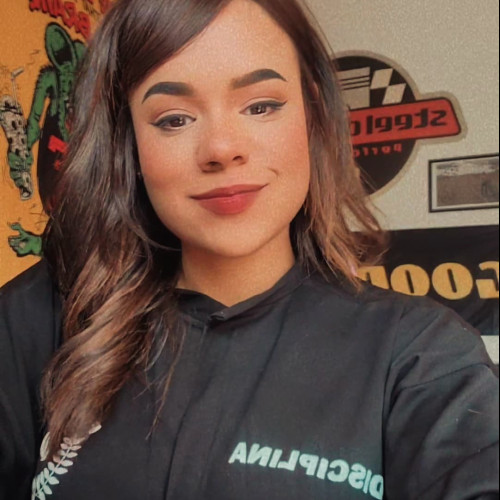 ANA F.
