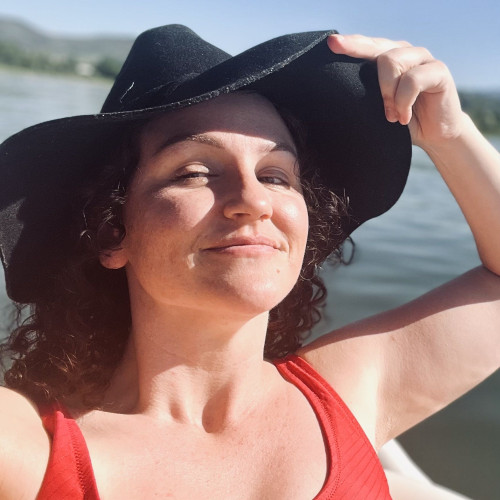 Anissa W. profile photo