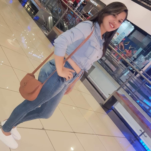 Camila L. profile photo