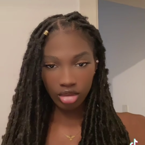Alicia  F. profile photo