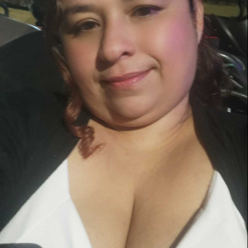 ivonne m. profile photo