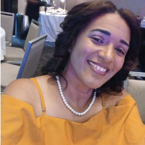 Yris R. profile photo