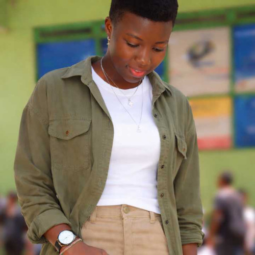 pearl w. profile photo