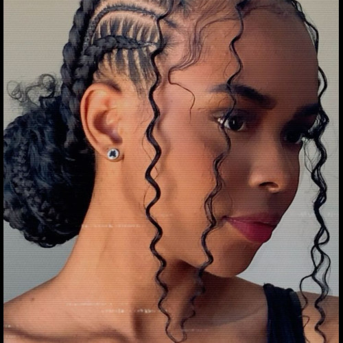 Layla R. profile photo