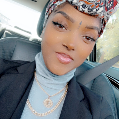 NAYOMii  C. profile photo