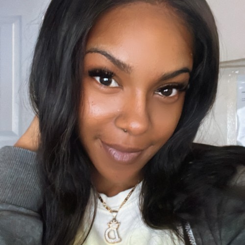 Dominique H.