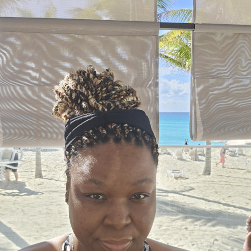 TYE T. profile photo