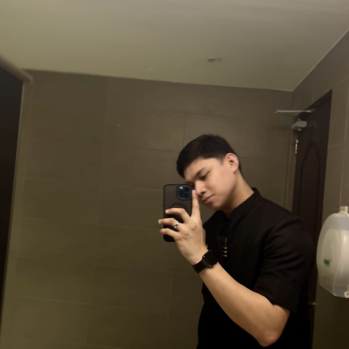 Luis  L. profile photo