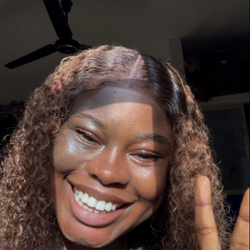Lovelyn B. profile photo