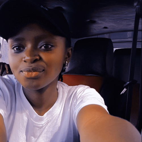 Yvonne M. profile photo