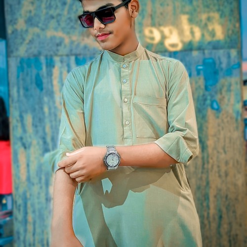 IHSAN F.