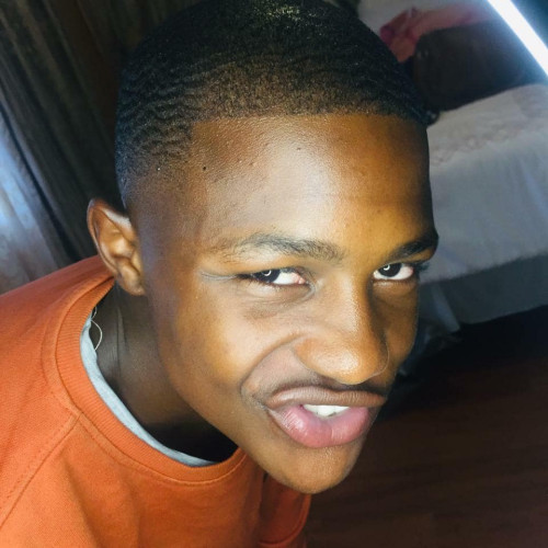 Lindokuhle s. profile photo