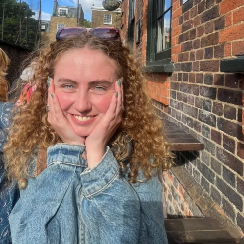 Eve F. profile photo