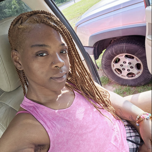 Leslie W. profile photo