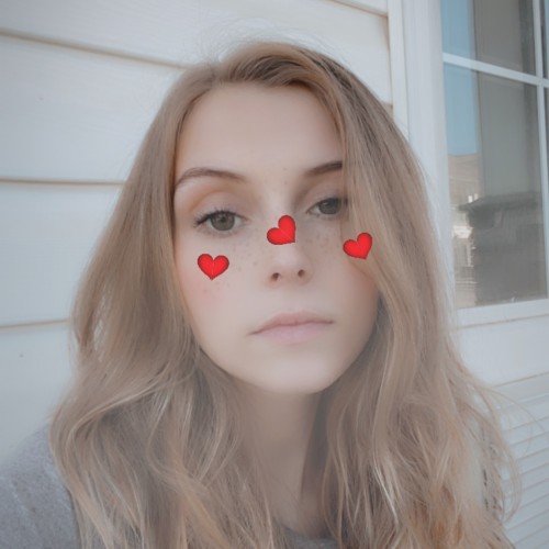 Chloe H.