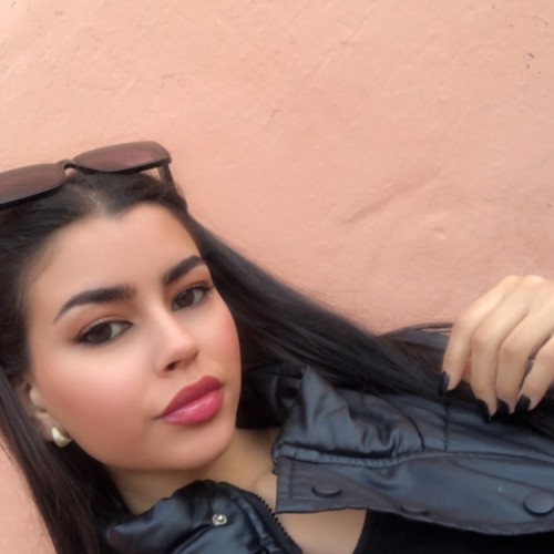 loubna H.