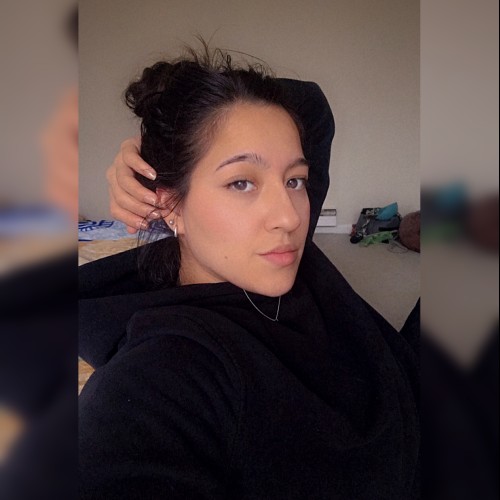 Shania H.