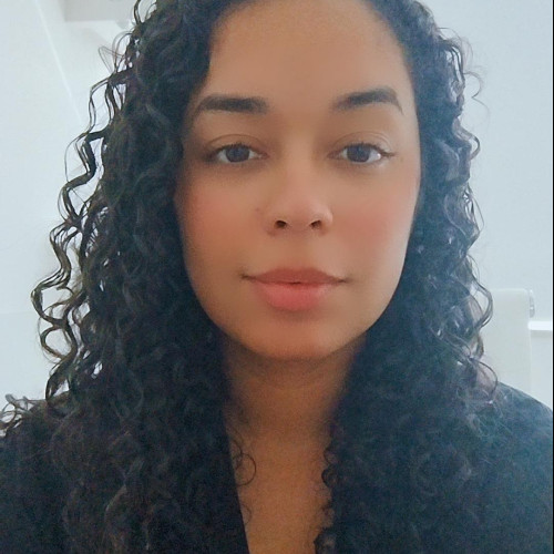Victoria  C. profile photo