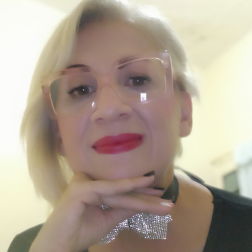 Helen del Carmen  B. profile photo